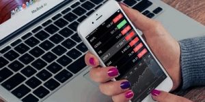 支付宝里面的基金交易时间是怎么规定的 什么时候可以买 (https://www.cnq.net/) 基金基础教程 第1张