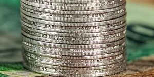 买基金净值高好还是低好 贪便宜容易吃大亏 (https://www.cnq.net/) 基金基础教程 第1张