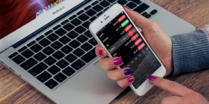 为什么中国股市还是3000点 根本原因在于制度 (https://www.cnq.net/) 股票基础教程 第1张