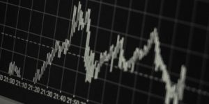 一字板的股票怎么买进 一字板操作小技巧 股票基础教程 第1张-学习理财网 一字板的股票怎么买进 一字板操作小技巧 (https://www.cnq.net/) 股票基础教程 第1张